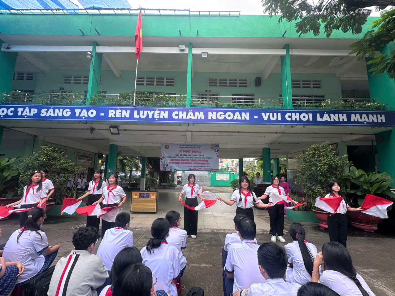 LỄ PHÁT ĐỘNG CHỦ ĐỀ CÔNG TÁC ĐỘI VÀ PHONG TRÀO THIẾU NHI