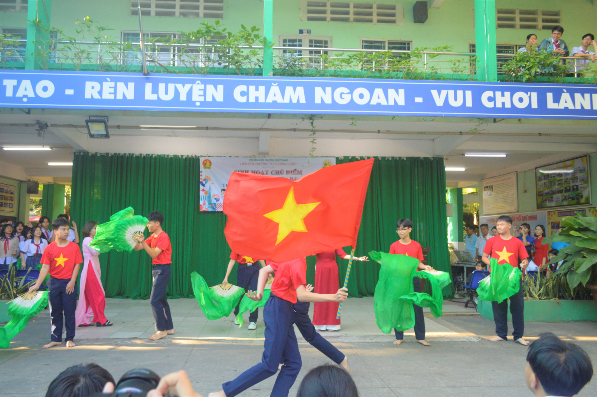 MỪNG ĐẢNG QUANG VINH - MỪNG XUÂN THẮNG LỢI