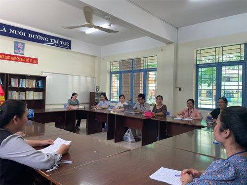 Sinh hoạt chuyên môn tổ môn ngữ văn tuần 1 tháng 8/2024