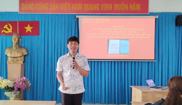 Chuyên đề

NGƯỜI GIÁO VIÊN MANG ĐẬM BẢN SẮC “CÂY TRE VIỆT NAM” - GỐC VỮNG, THÂN CHẮC, CÀNH UYỂN CHUYỂN