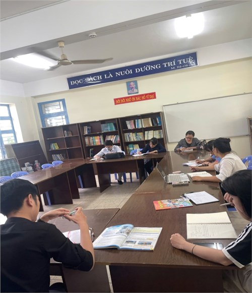 Sinh hoạt chuyên môn tuần 1 tháng 9 tổ tiếng anh