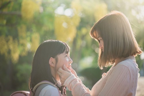 Bố mẹ cần làm gì khi con tuổi dậy thì hỗn láo?