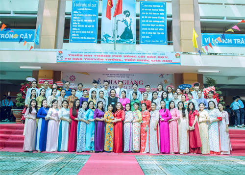 Lễ khai giảng trang trọng, hạnh phúc