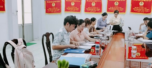 Công đoàn cơ sở trường thcs bình tân
tham dự buổi kiểm tra điều lệ - tài chính công đoàn năm 2024