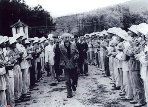 Những tấm gương học tập suốt đời nổi bật