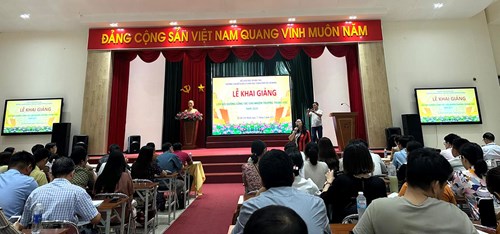 Giáo viên tham gia lớp bồi dưỡng công tác chủ nhiệm trường THCS năm 2024