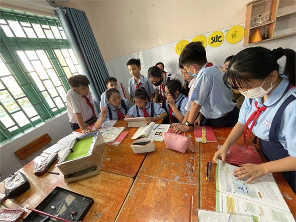 Thao giảng môn KHTN 6, bài: Lực tiếp xúc và lực không tiếp xúc, do cô Lương Thị Hạnh giảng dạy.