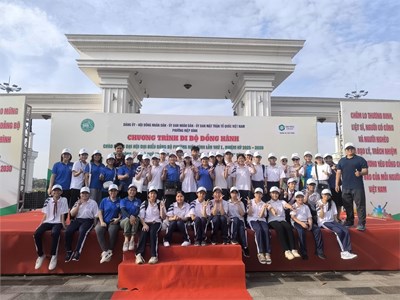 Thực hiện Kế hoạch số 26/KH-UBND ngày 01/8/2025 của Ủy ban nhân dân phường Hiệp Bình về tổ chức Chương trình đi bộ đồng hành  Chào mừng Đại hội đại biểu Đảng bộ phường Hiệp Bình  lần thứ I, nhiệm kì 2025-2030 lúc 6h sáng thứ 7 ngày 09/8/2025 tại khu dân cư Vạn Phúc. Trường THCS Hiệp Bình sẽ có 70 học sinh và CB - GV - NV  tham gia, lịch trình là 1,5 km.