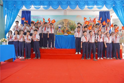 Trường THCS Hùng Vương tổ chức Lễ giỗ Tổ Hùng Vương