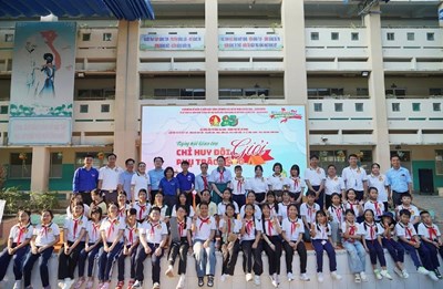 Ngày hội giao lưu “Chỉ huy đội giỏi – phụ trách sao giỏi”.