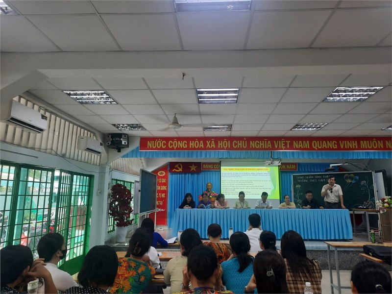 Chuyên đề đổi mới sinh hoạt chuyên môn theo hướng nghiên cứu bài học - môn toán