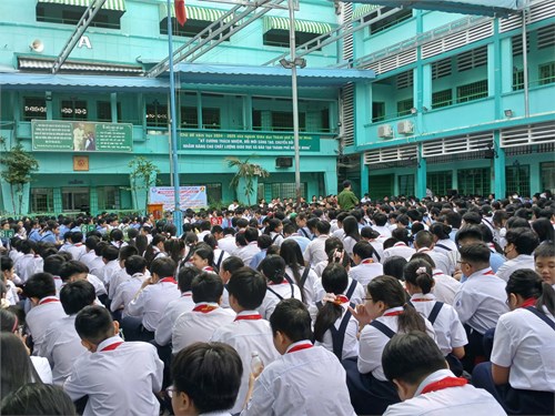 Chuyên đề tuyên truyền luật trẻ em năm 2016; Nghị định số 08/2017/NĐ-CP ngày 17 tháng 7 năm 2017 của Chính phủ quy định về môi trường giáo dục an toàn lành mạnh, thân thiện, phòng chống bạo lực học đường.