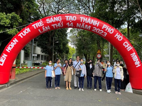 Học sinh trường THCS Ngô Chí Quốc tham gia Liên hoan tuổi trẻ sáng tạo TP.Hồ Chí Minh lần thứ 14 năm 2023