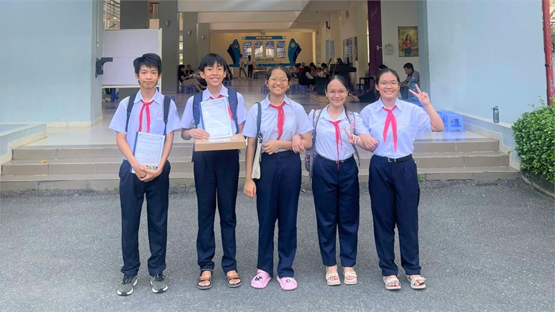 Chúc mừng các em học sinh đạt giải nghiên cứu khoa học kỹ thuật cấp thành phố Hồ Chí Minh năm học 2025-2026