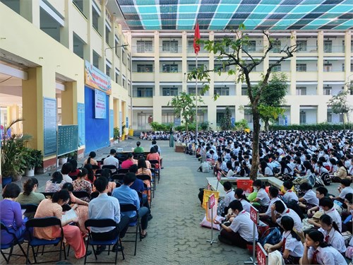 Chuyên đề “Kỹ năng kiềm chế cảm xúc và phòng chống bạo lực học đường”