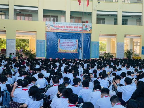 Chuyên đề Giáo dục địa phương 8 “Một số danh nhân lịch sử - Văn hoá tiêu biểu trong lịch sử thành phố Hồ Chí Minh”