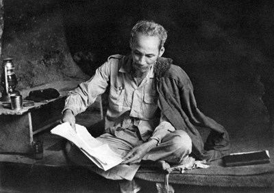 Giới thiệu câu chuyện về Bác Hồ - Mẩu chuyện thứ 36 - Tiết kiệm