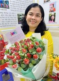 Lê Phạm Mộng Hằng