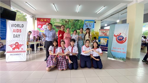 Hưởng ứng Truyền thông HIV/AIDS - Ngày 1/12
