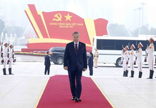 Tổng Bí thư và hơn 1.500 đại biểu dự phiên họp trù bị Đại hội 14 của Đảng