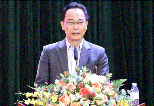 Quyền Bộ trưởng Bộ GD&ĐT Hoàng Minh Sơn hứa gì khi tiếp xúc cử tri?