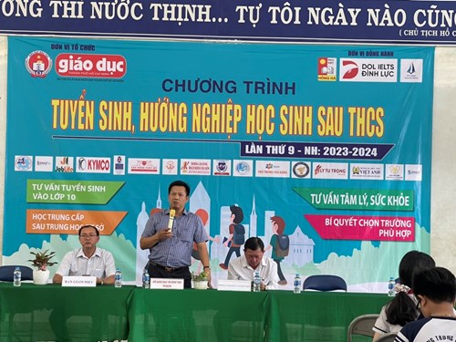 Tư vấn hướng nghiệp cho HS lớp 9 tại trường THCS Tân Tiến