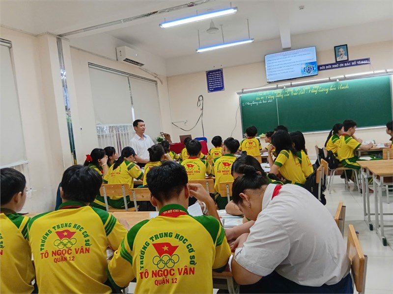 Tổ Khoa học tự nhiên - Công nghệ: Thao giảng Tháng 11