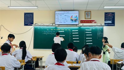 Tổ Khoa học tự nhiên - Công nghệ: Thao giảng Tháng 10