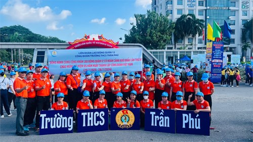 Đi bộ đồng hành với chủ đề “Đồng hành cùng đoàn viên, công đoàn có hoàn cảnh khó khăn” lần thứ IV năm 2024