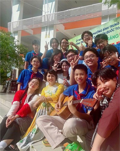 Nhà giáo Nguyễn Thị Thu Hằng: “Thuyền trưởng” Tiên phong của Mô hình Trường học Số và Trái tim Vì Cộng đồng