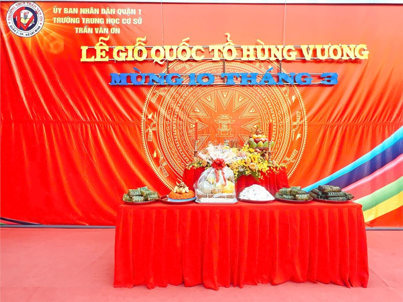 Lễ giỗ Quốc Tổ Hùng Vương mùng Mười tháng Ba