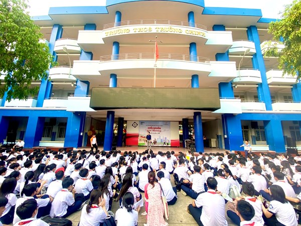 Thông báo cam kết chất lượng giáo dục của trường trung học cơ sở Trường Chinh năm học 2024 - 2025