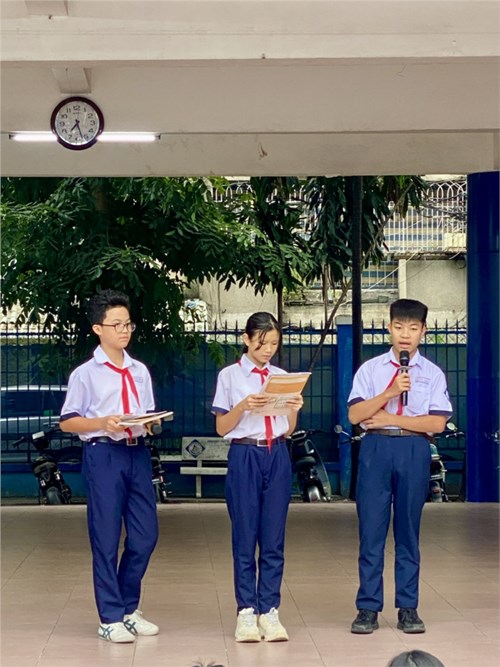 Do tình hình dịch bệnh Sốt xuất huyết có diễn biến tăng nên nhà trường gửi quý Phụ huynh các nội dung truyền thông về bệnh SXH và TCM.