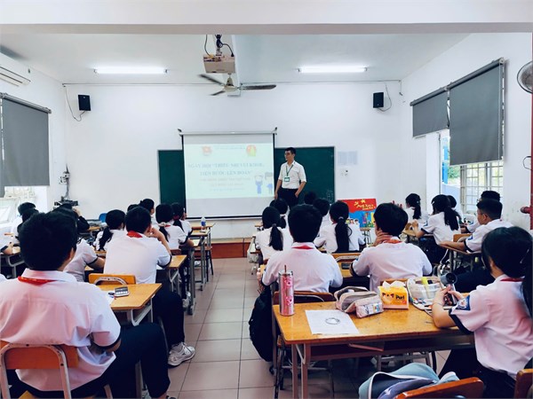 Ngày hội thiếu nhi vui khoẻ - tiến bước lên đoàn