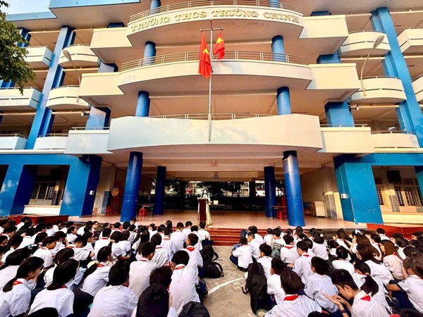 Phát động Hội thi  Lớn lên cùng sách  cấp trường - năm học 2025 - 2026