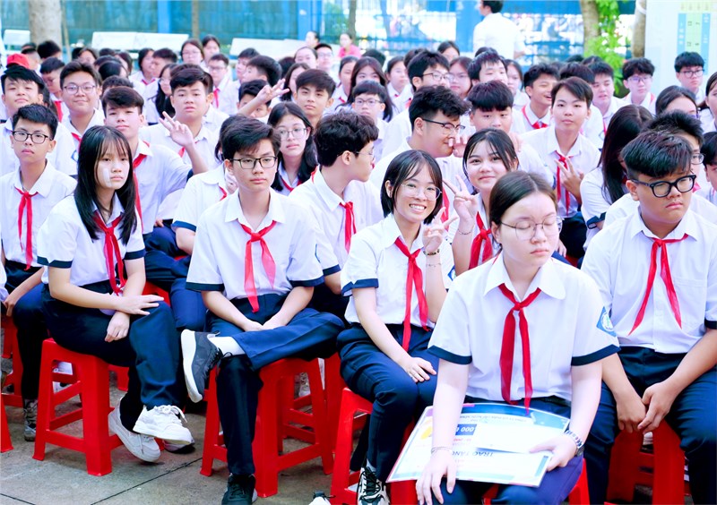 Nội dung học tập trực tuyến LMS Tuần 12 HKI - Năm học 2025 - 2026