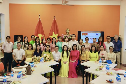 Chi bộ THCS Trường Chinh tổ chức Lễ kết nạp Đảng viên năm 2024.