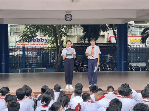 Thực hiện kế hoạch sinh hoạt dưới cờ  Kể chuyện học tập và làm theo tư tưởng, đạo đức, phong cách Hồ Chí Minh  Tuần 16 HKII