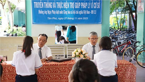 Hưởng ứng ngày pháp luật nước cộng hòa xã hội chủ nghĩa việt nam 09/11/2023