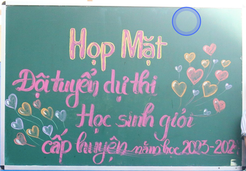 Họp mặt đội tuyển dự thi học sinh giỏi cấp huyện năm học 2023 - 2024