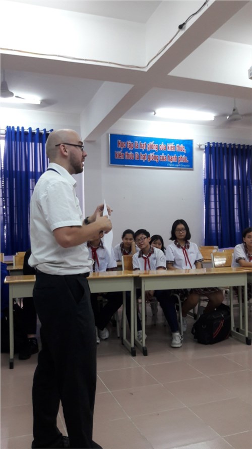 Trường THCS An Nhơn - CLB Tiếng Anh.