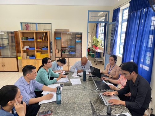 Sinh hoạt chuyên môn tổ khoa học tự nhiên lần 1 - tháng 12