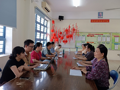 Sinh hoạt chuyên môn tổ Ngữ văn theo phương pháp nghiên cứu bài học Tuần 4 tháng 3/2024