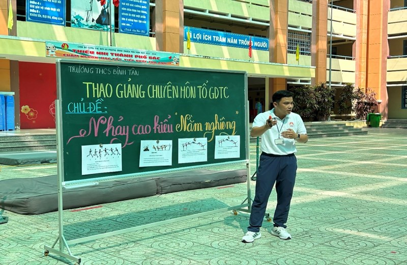 Thao giảng  nhảy cao kiểu nằm nghiêng 