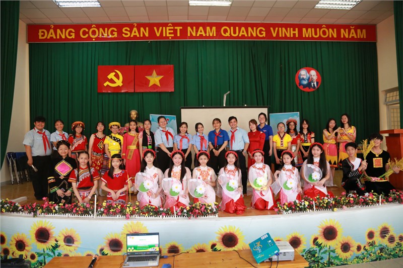 Chiều ngày 08/4/2024, tại trường THCS Trường Thọ, Liên đội THCS Bình Thọ đã tham gia Ngày hội chiến sĩ nhỏ Điện Biên cùng văn hóa, dân tộc Việt Nam năm học 2023 - 2024 do cụm thi đua số 7 - Hội đồng Đội thành phố Thủ Đức tổ chức