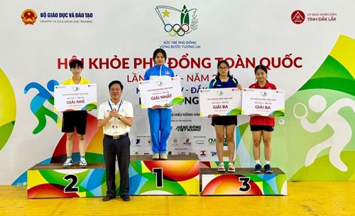 Xin chúc mừng em Nguyễn Quỳnh Lam – lớp 9/4 xuất sắc đạt huy chương Vàng môn Bóng bàn của Hội khỏe Phù Đổng toàn quốc thứ X năm 2024 khu vực IV tại Đắk Lắk