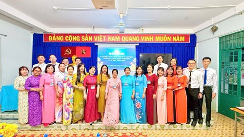 Hội nghị cán bộ viên chức, người lao động trường THCS Bình trị Đông năm học 2024 - 2025