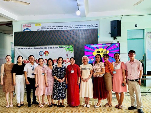 Hoạt động trải nghiệm giờ ra chơi môn Tiếng Anh