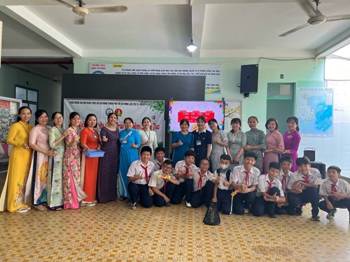 Hoạt đông giờ ra chơi trải nghiệm sáng tạo: Môn Khoa học tự nhiên và Giáo dục thể chất