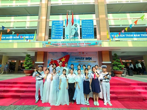 Ngày hội biển đảo quê hương 2024 - Chúc mừng Chi đoàn và các em học sinh đoạt giải